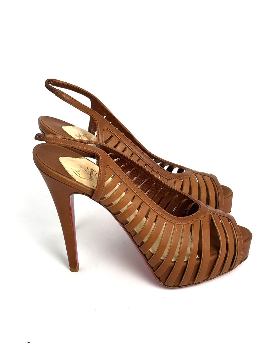 Preowned. Louboutin Strappy Platform Slingback Tan. 36.5|12918