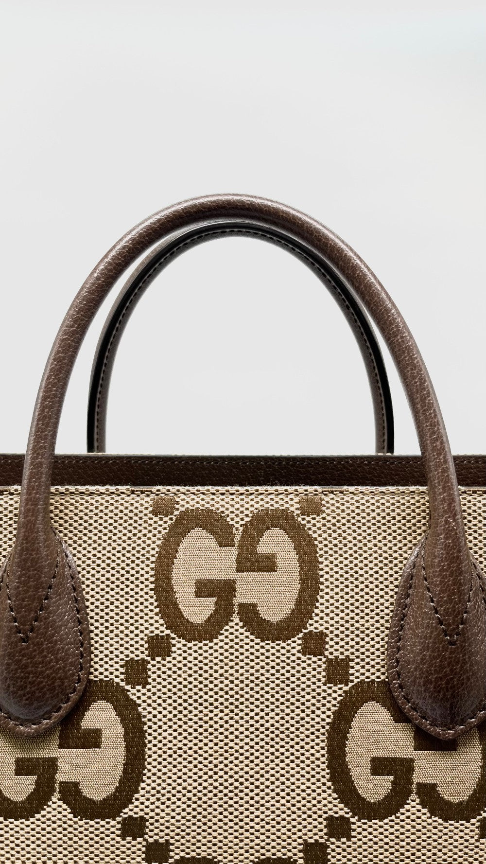 Preowned. Gucci GG Jumbo Canvas Tote|7873