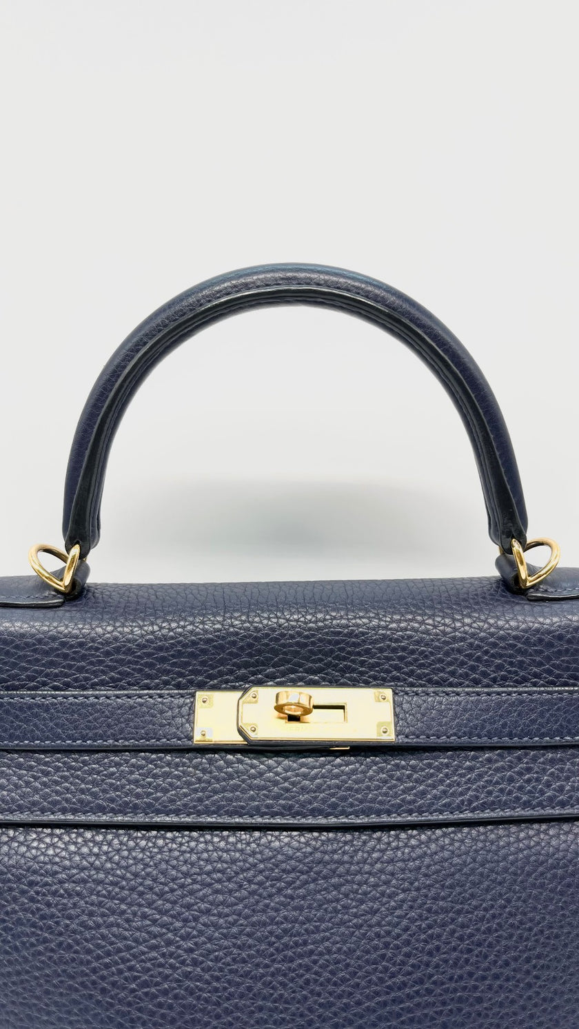 Preowned. Hermes Kelly 28 Blue Nuit Togo GHW. TII007BG|15341