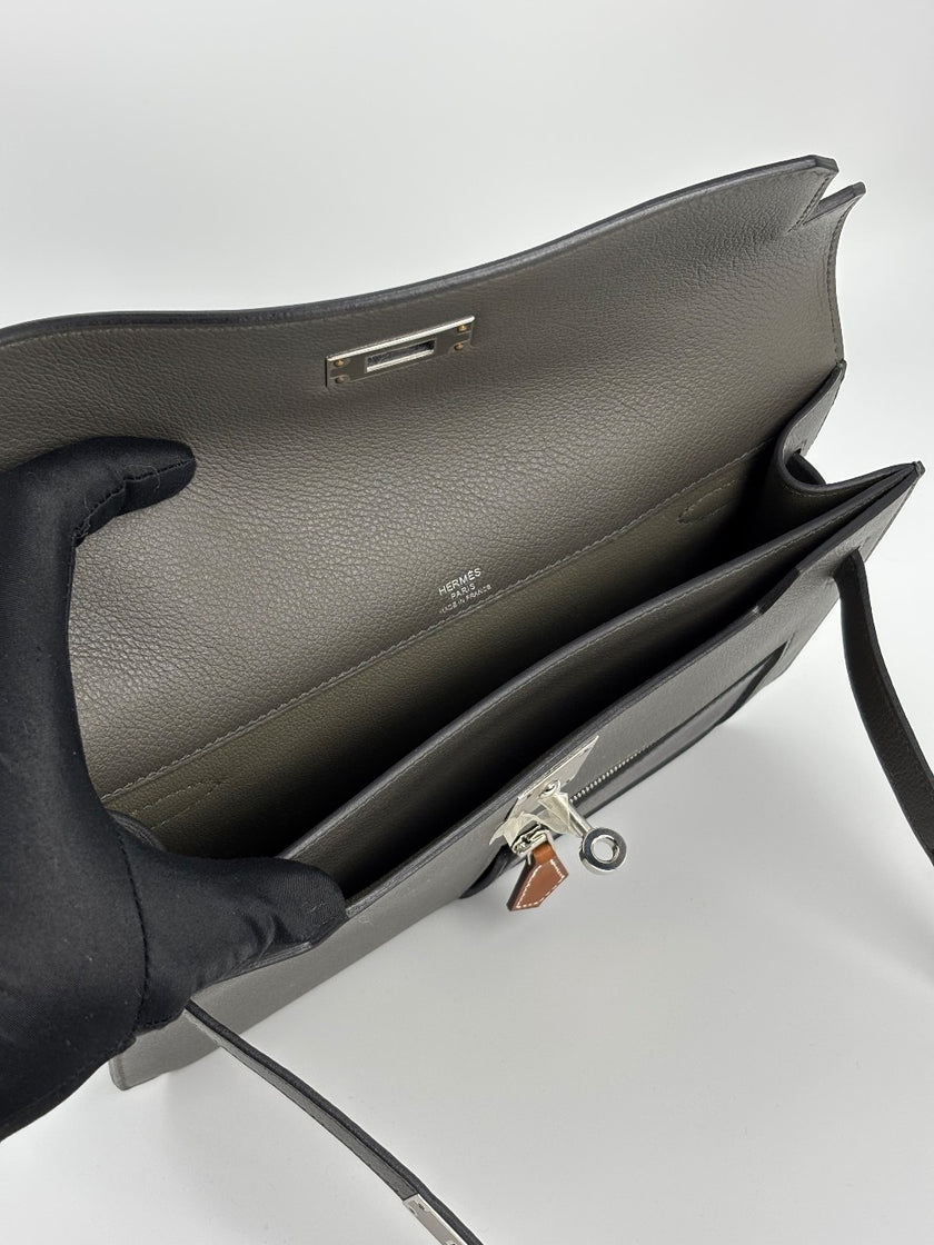 Brand New. Hermes Kelly Depeches Colormatic. WCT862TC|3387