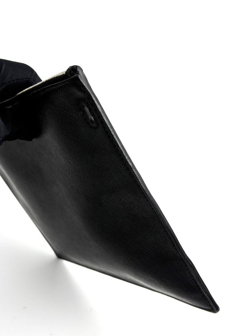 Preowned. Givenchy Wristlet Clutch Black. ARB1116|11872