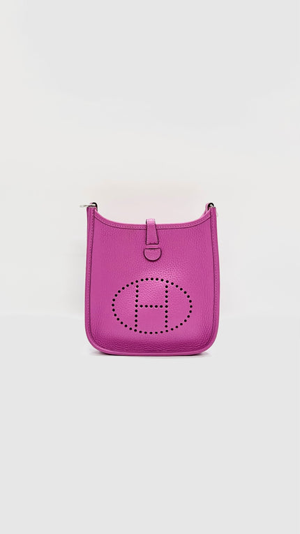 Preowned. Hermes Evelyne TPM Magnolia Togo PHW. YBS002ZB|15486