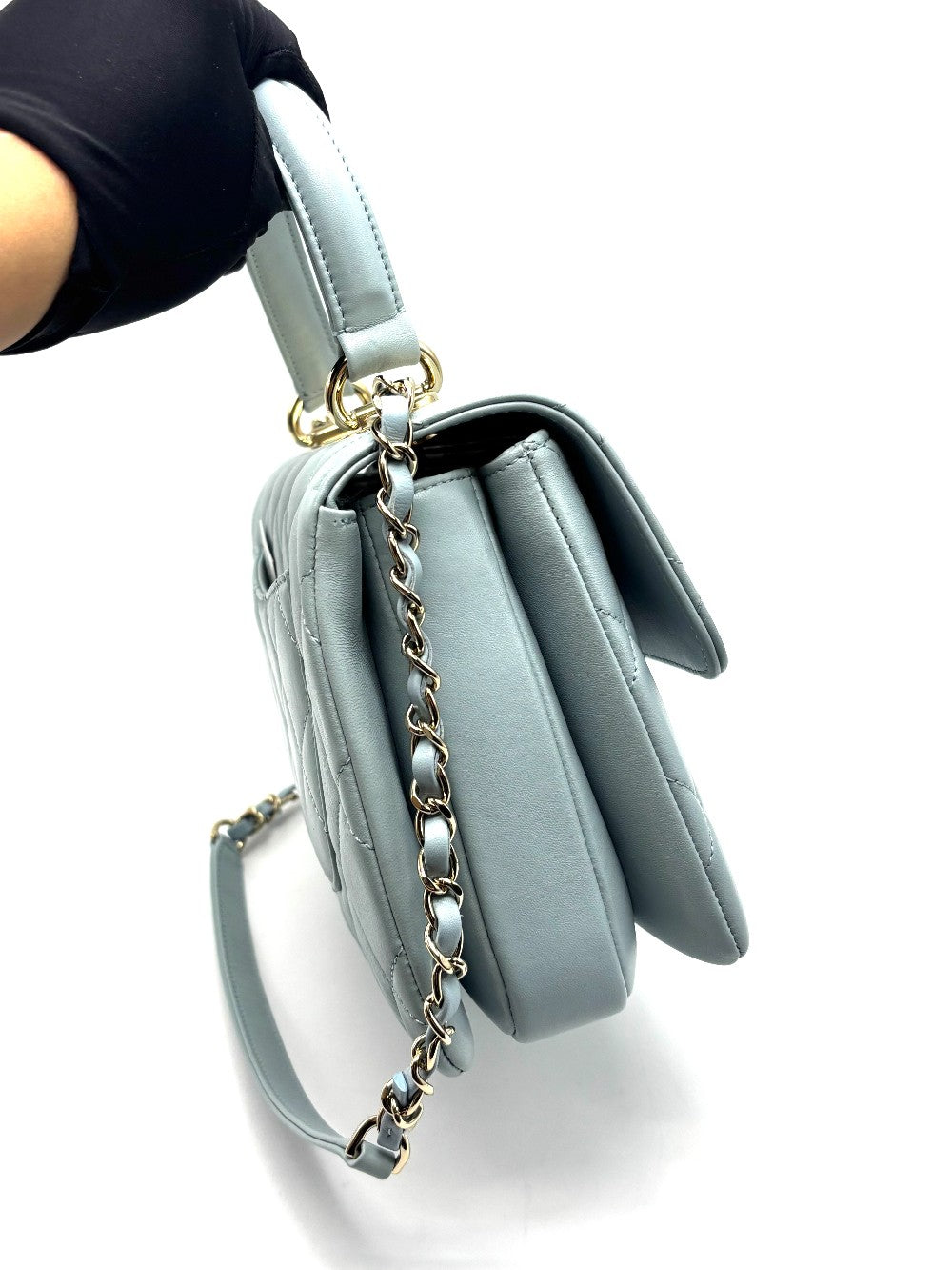 Unused. Chanel Trendy CC Top Handle Light Blue GHW. E5GKH6T8|17122