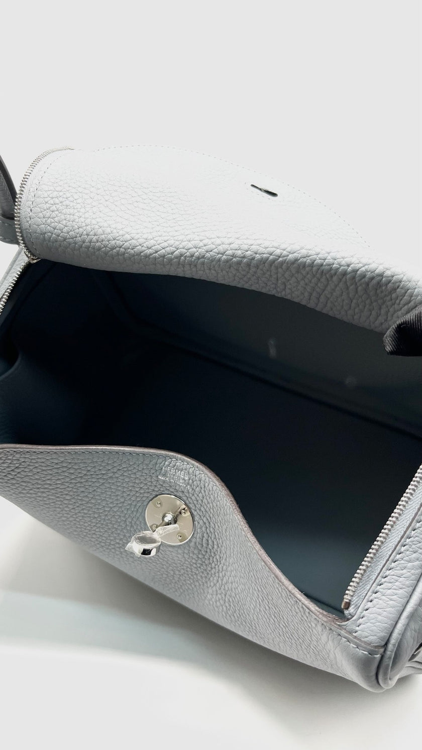 Brand New. Hermes Lindy 26 Gris Pantin Clemence PHW. KMA791DH|14641