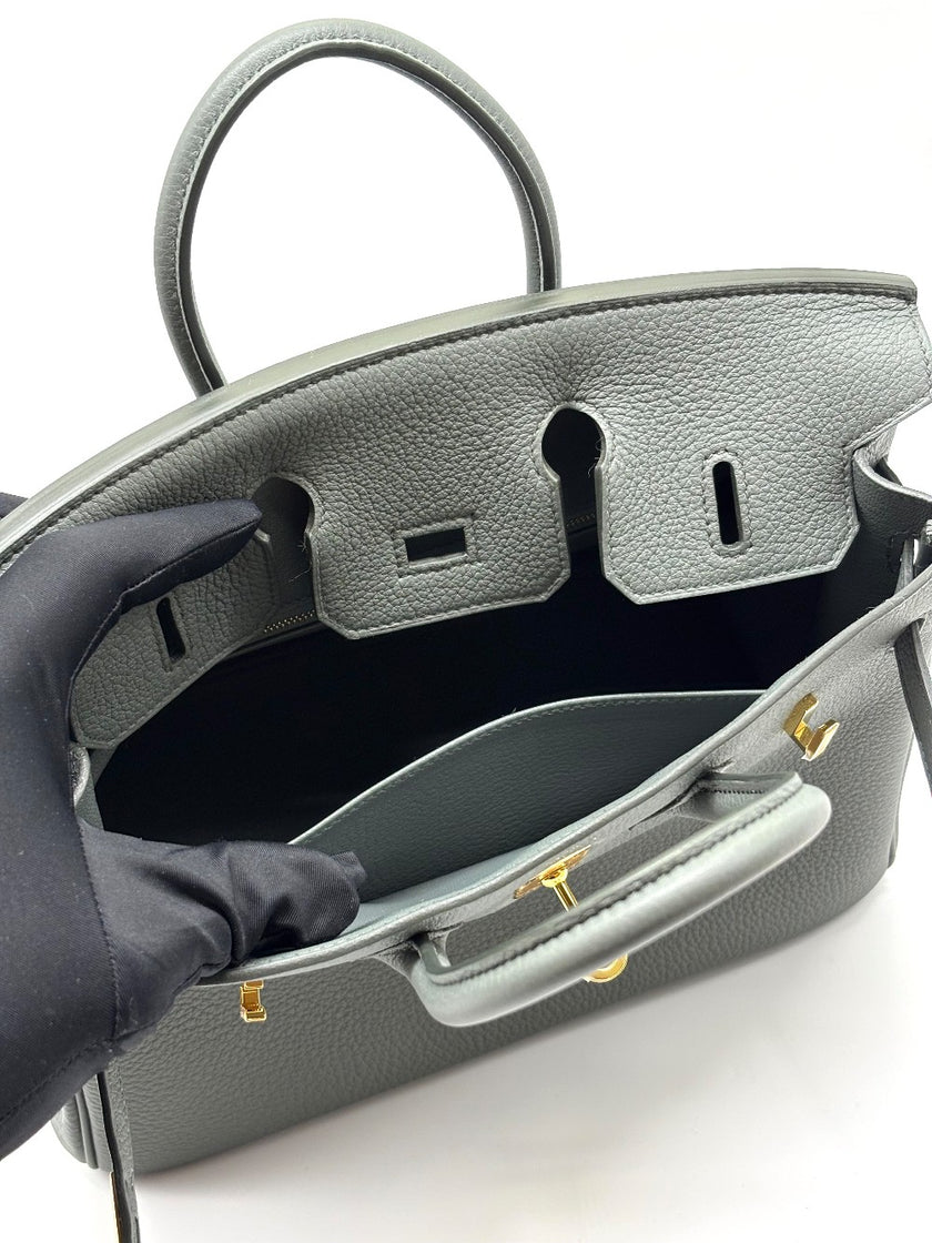 Brand New. Hermes Birkin 25 Vert Amande Togo GHW. KCT389DB|8842