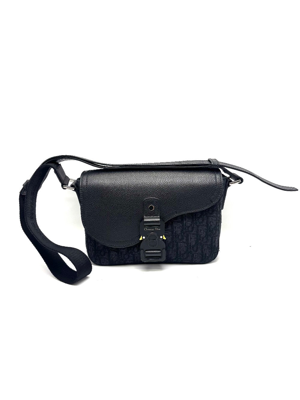 Preowned. Dior Saddle Messenger Oblique Black. 01BO0273|17667