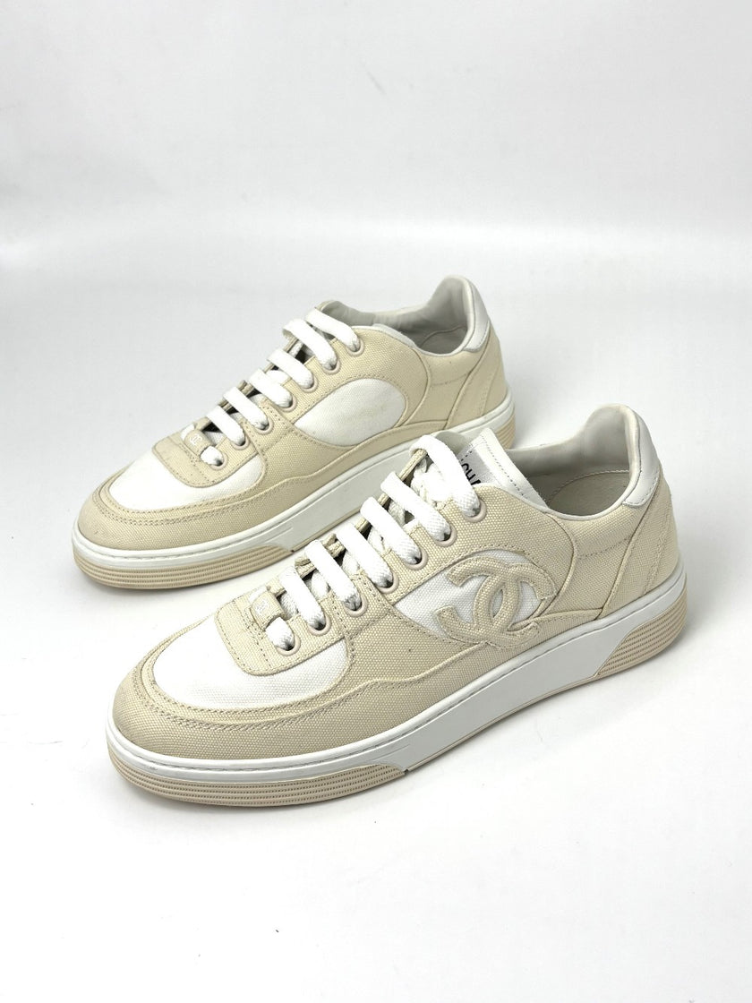 [SALE] Brand New. Chanel Sneakers Beige/White. 37.5|7607