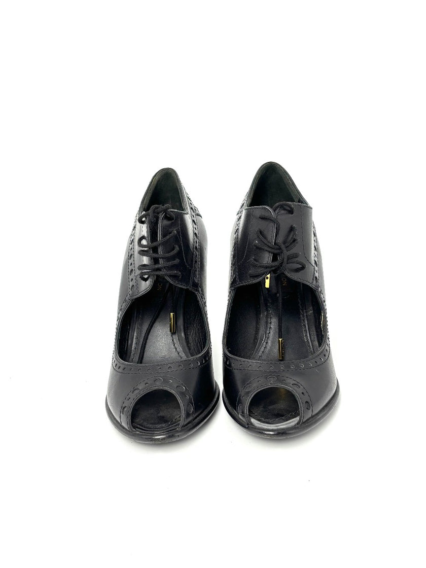 Like New. LV Open Toe Low Heel Black. 34.5|10689