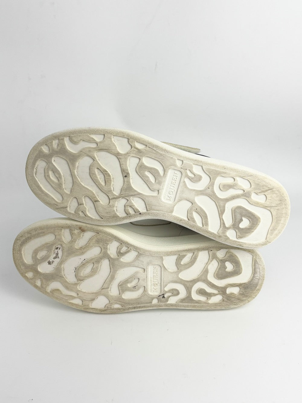 Preowned. Alexander Mcqueen Sneakers White/Black. 38.5|12801