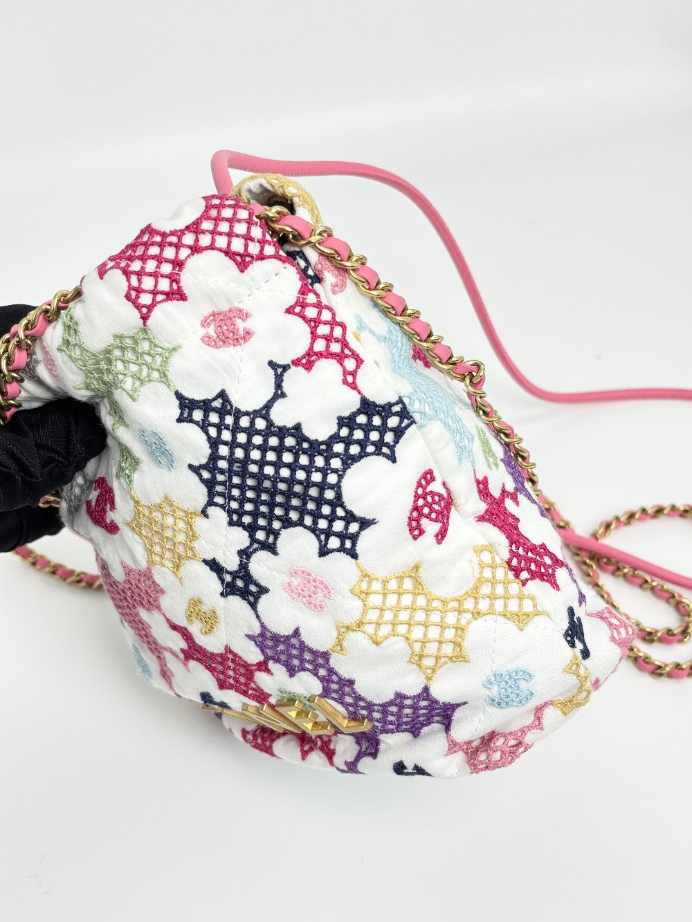 Brand New. Chanel C22 Mini Floral. E3K3PN24|4076