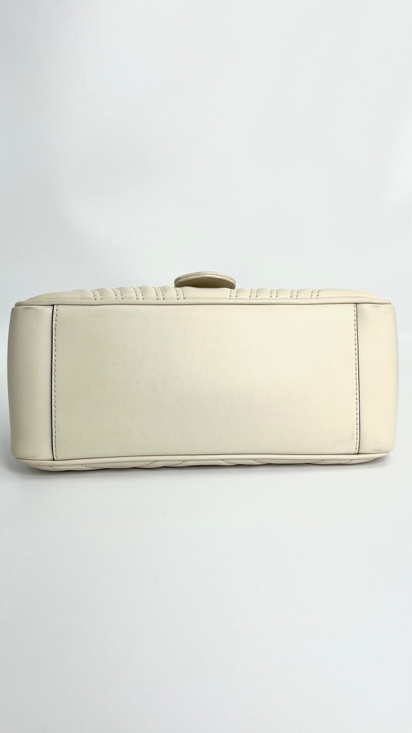 Like New. Gucci Top Handle Sling White. 498110-204991|4488