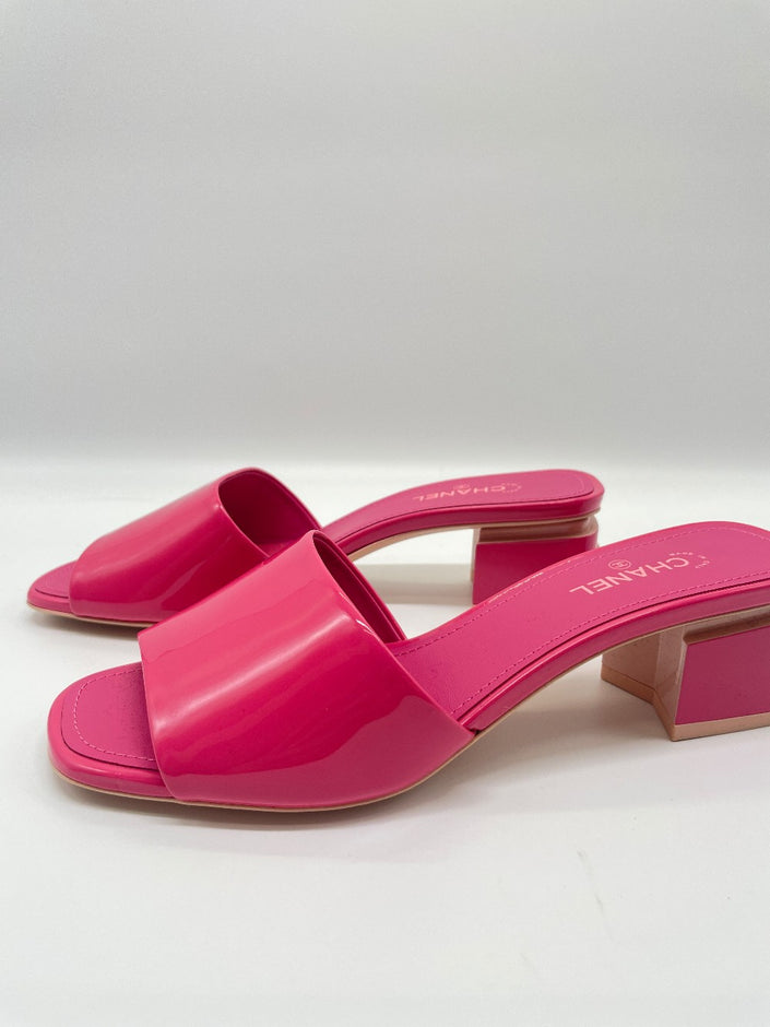 Brand New. Chanel Mules Block Heel Patent Pink. 37|9176