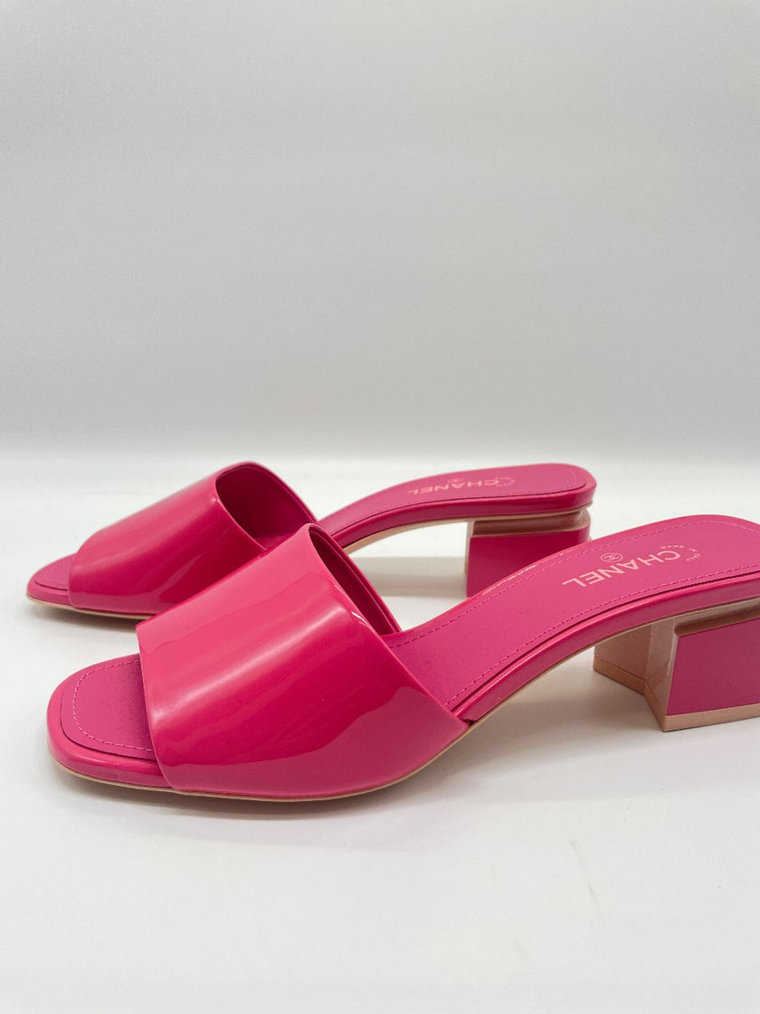 Brand New. Chanel Mules Block Heel Patent Pink. 37|9176