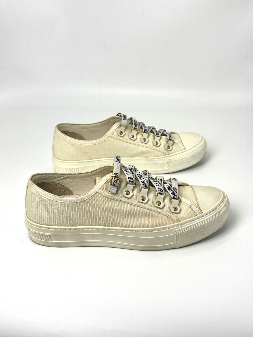 Preowned. Dior Sneakers Cream. 38|7683