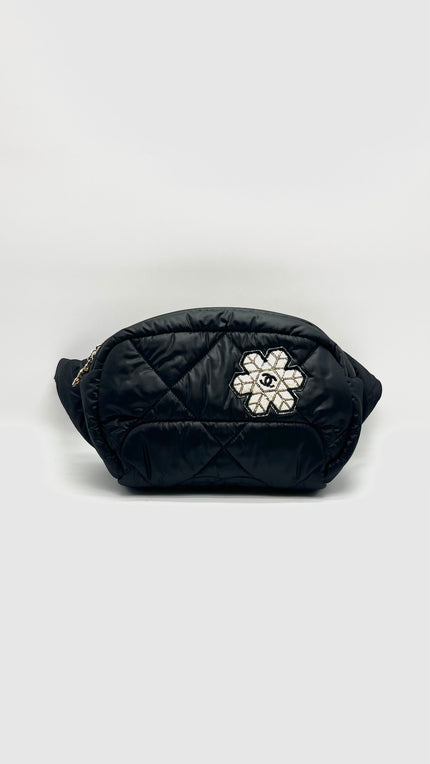 Preowned. Chanel Coco Neige Waist Quilted Nylon With Applique Black SHW. 28628004|15550