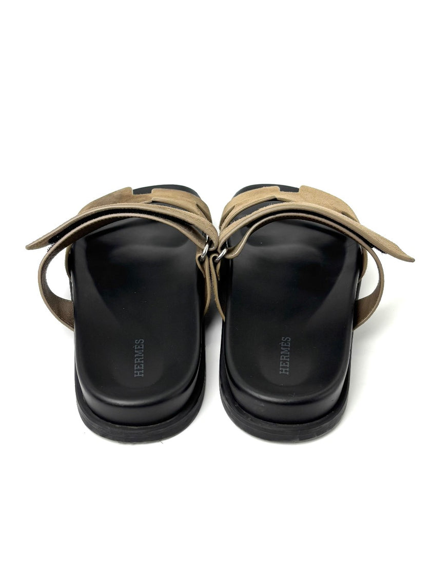 Preowned. Hermes Chypre Etoupe Suede. 41.5|7529