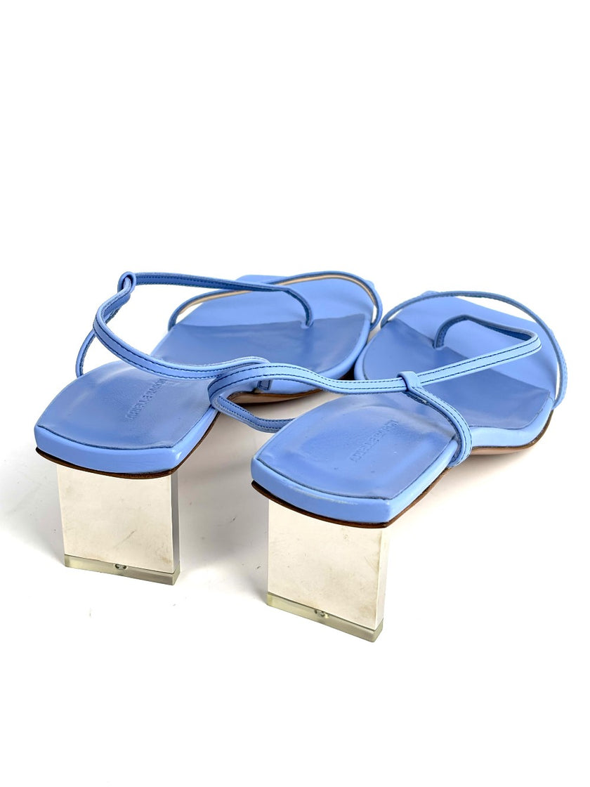 Brand New. Ariellebaron Low Heel Blue. 37.5|12770