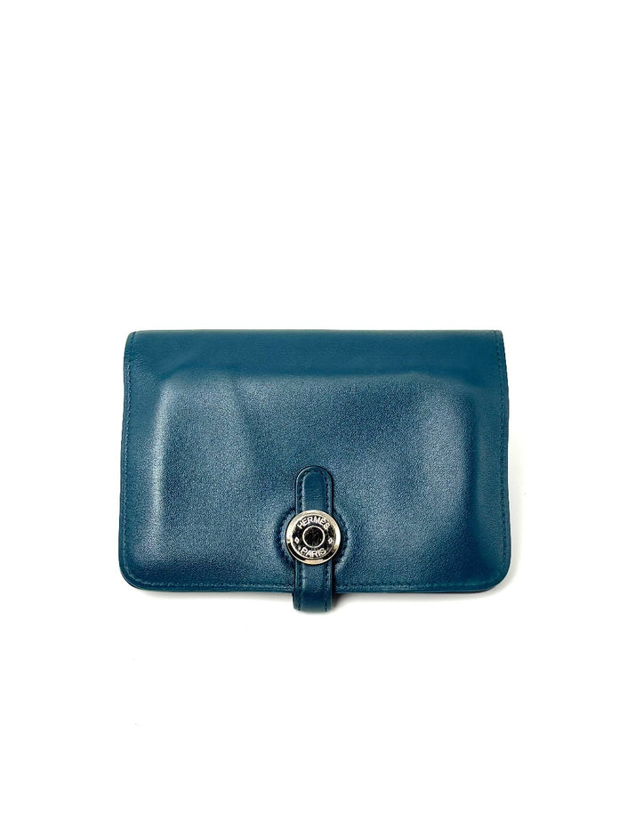 Preowned. Hermes Dogon Compact Wallet Blue Colvert. TNN011BB|6956