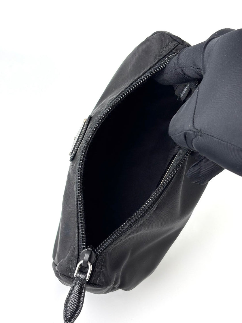 Like New. Prada Re- Nylon Pouch Black|6115