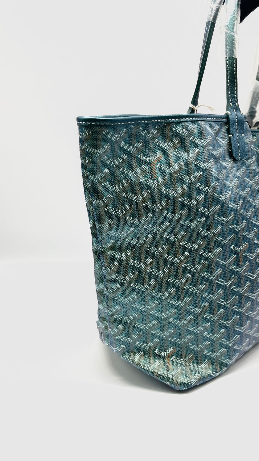 Brand New. Goyard St. Louis PM Metallic Green. CHN020248|11419