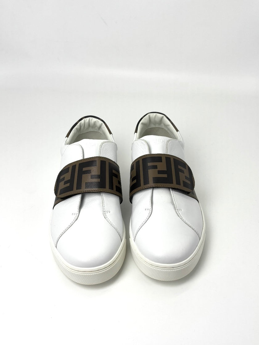 Brand New. Fendi Kids Logo Strap Low-top Sneakers. 39|7624
