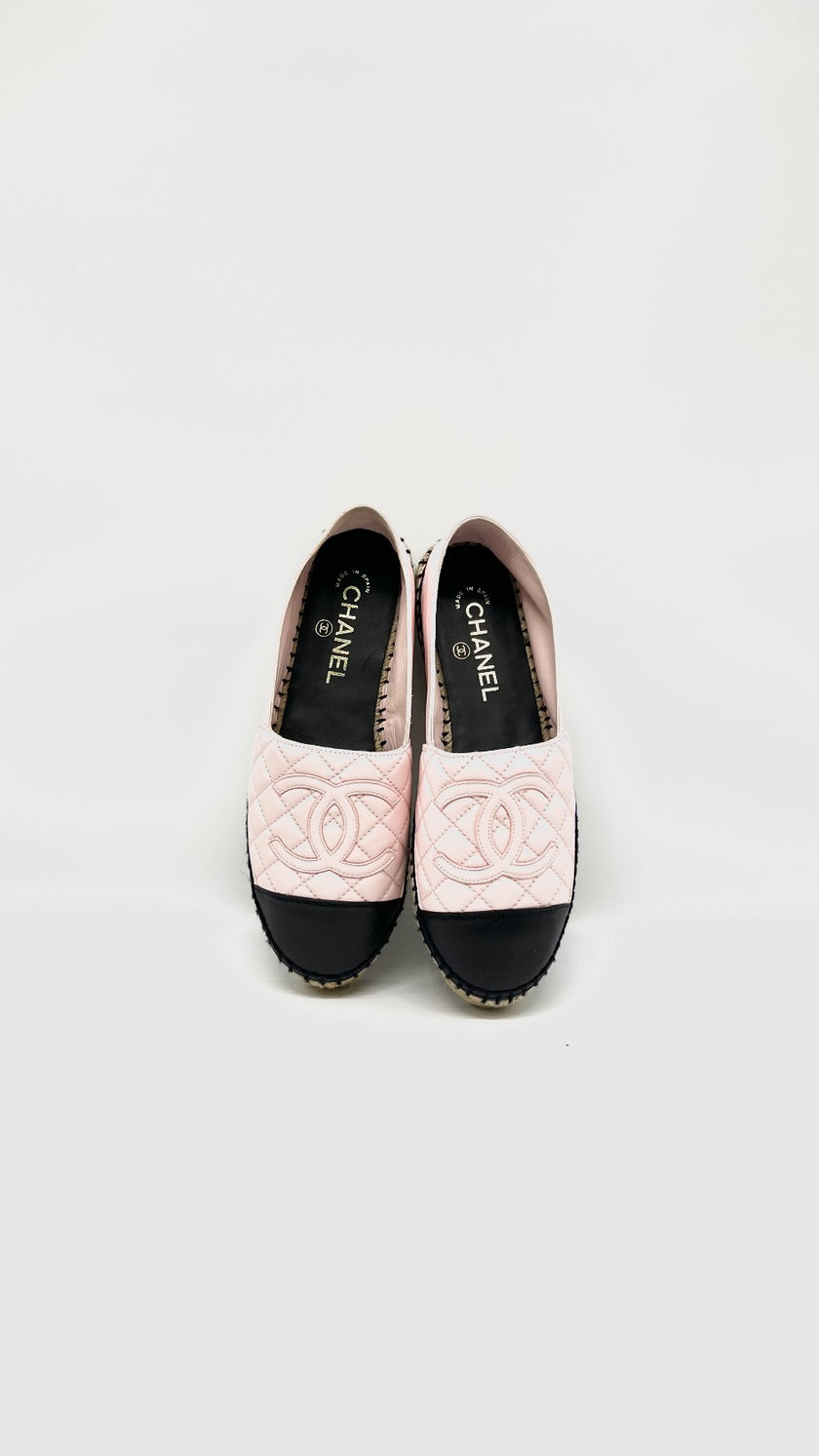 Brand New. Chanel Quilted CC Espadrille Flat Shoes Pink. 38|14924