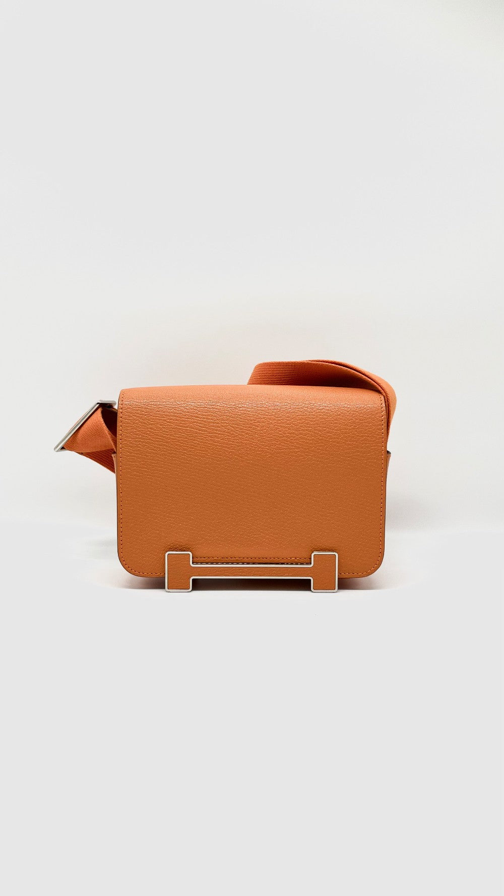 Preowned. Hermes Geta Orange Chevre PHW. UPU009NI|10206