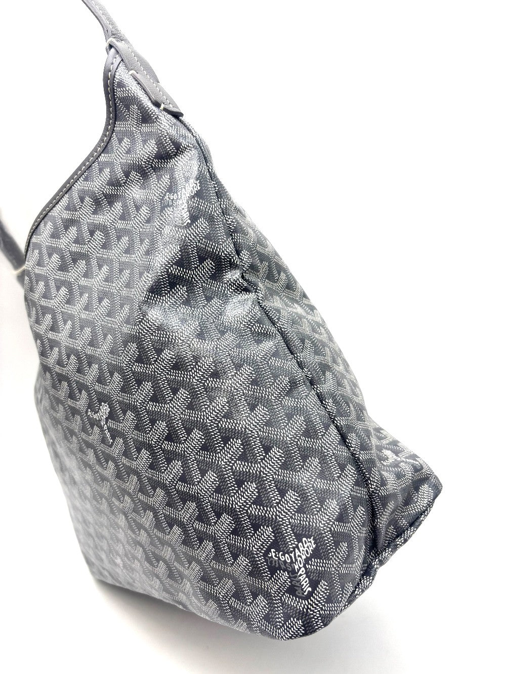 Brand New. Goyard Boheme Gray. LME121233|17920