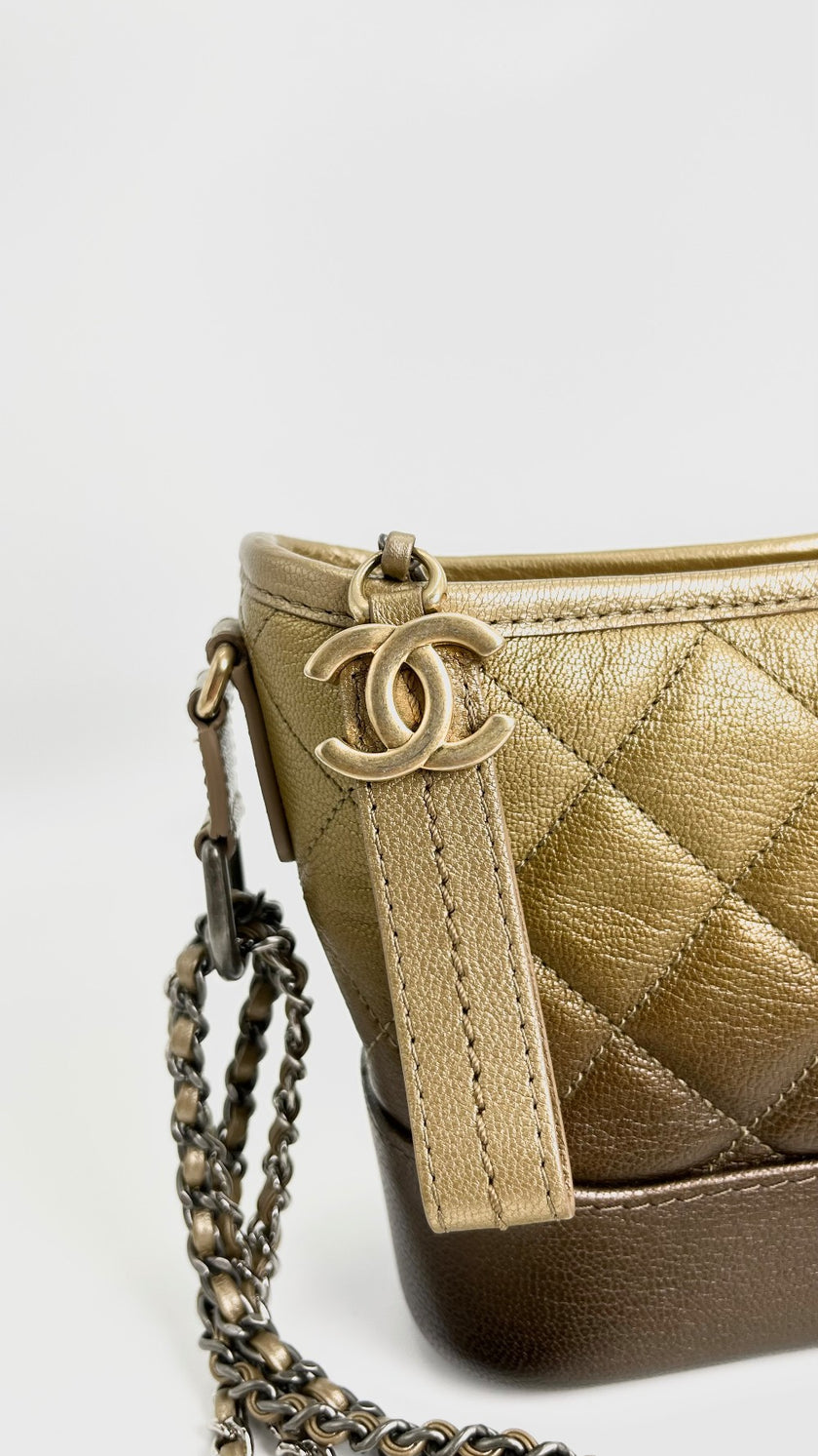 Preowned. Chanel Mini Gabrielle Gold. 26424120|4235