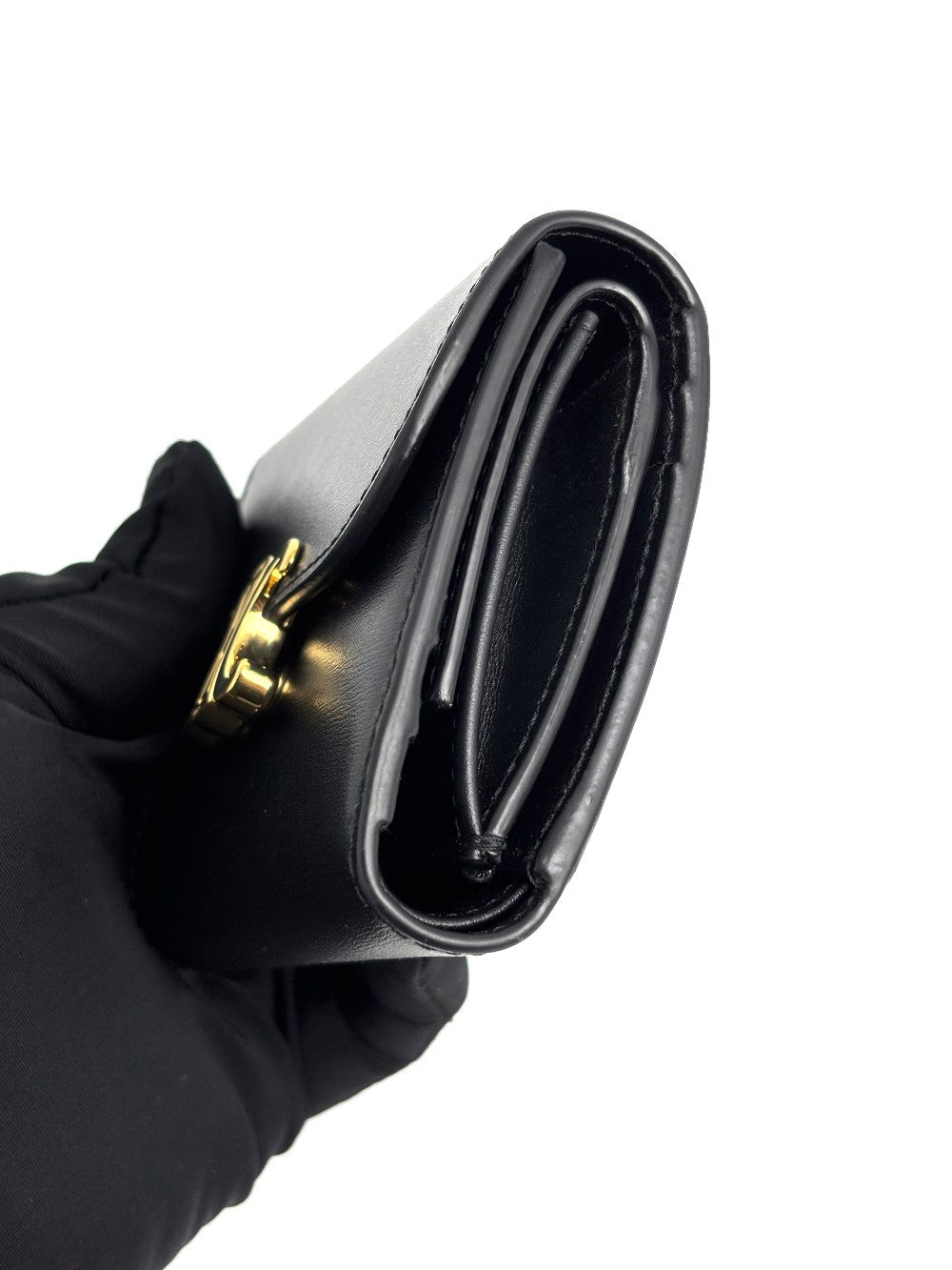 Preowned. Celine Triomphe Flap Black Wallet|12553