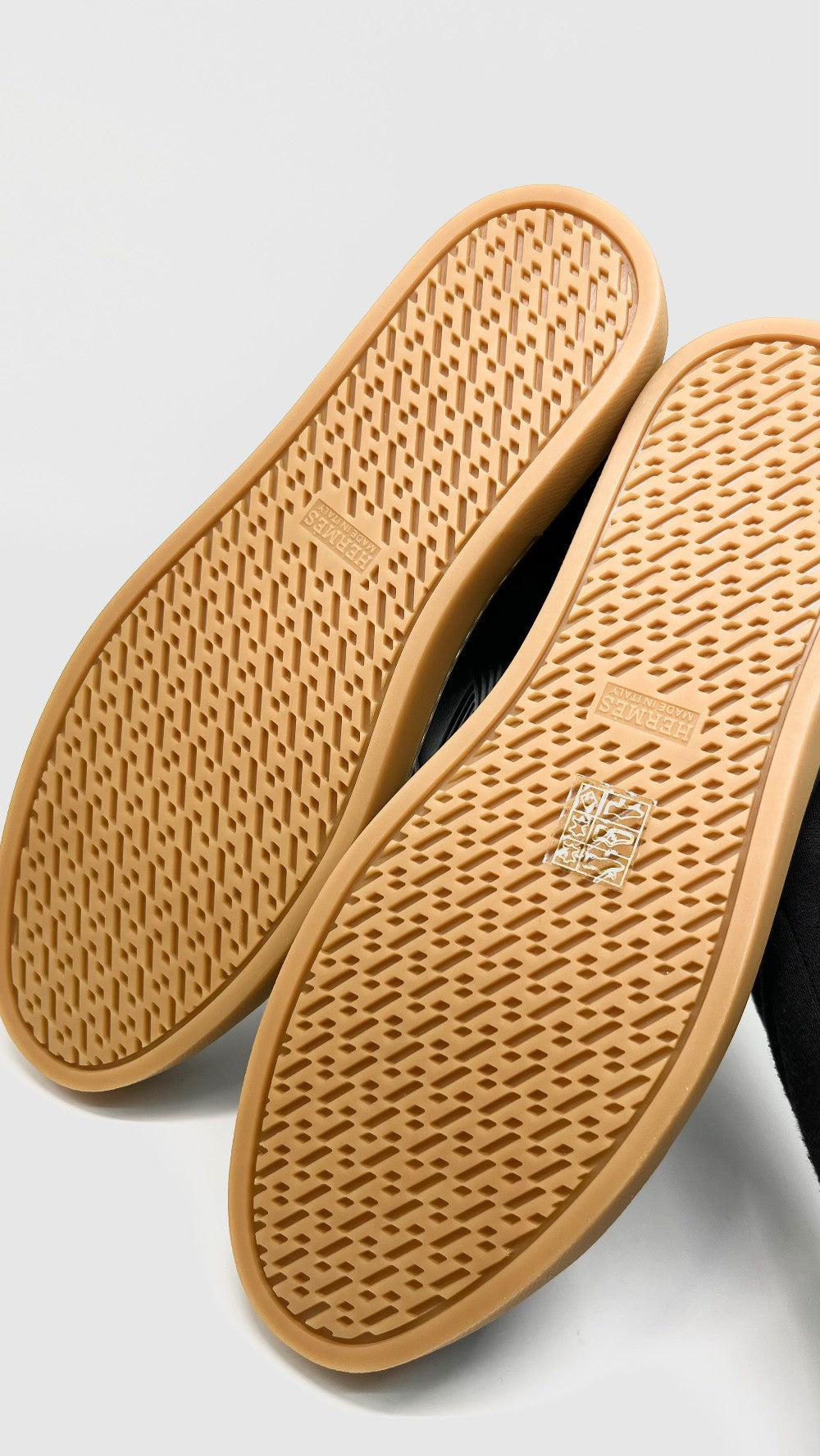 Brand New. Hermes Avantage Sneakers Black H En Bias. 41|12339