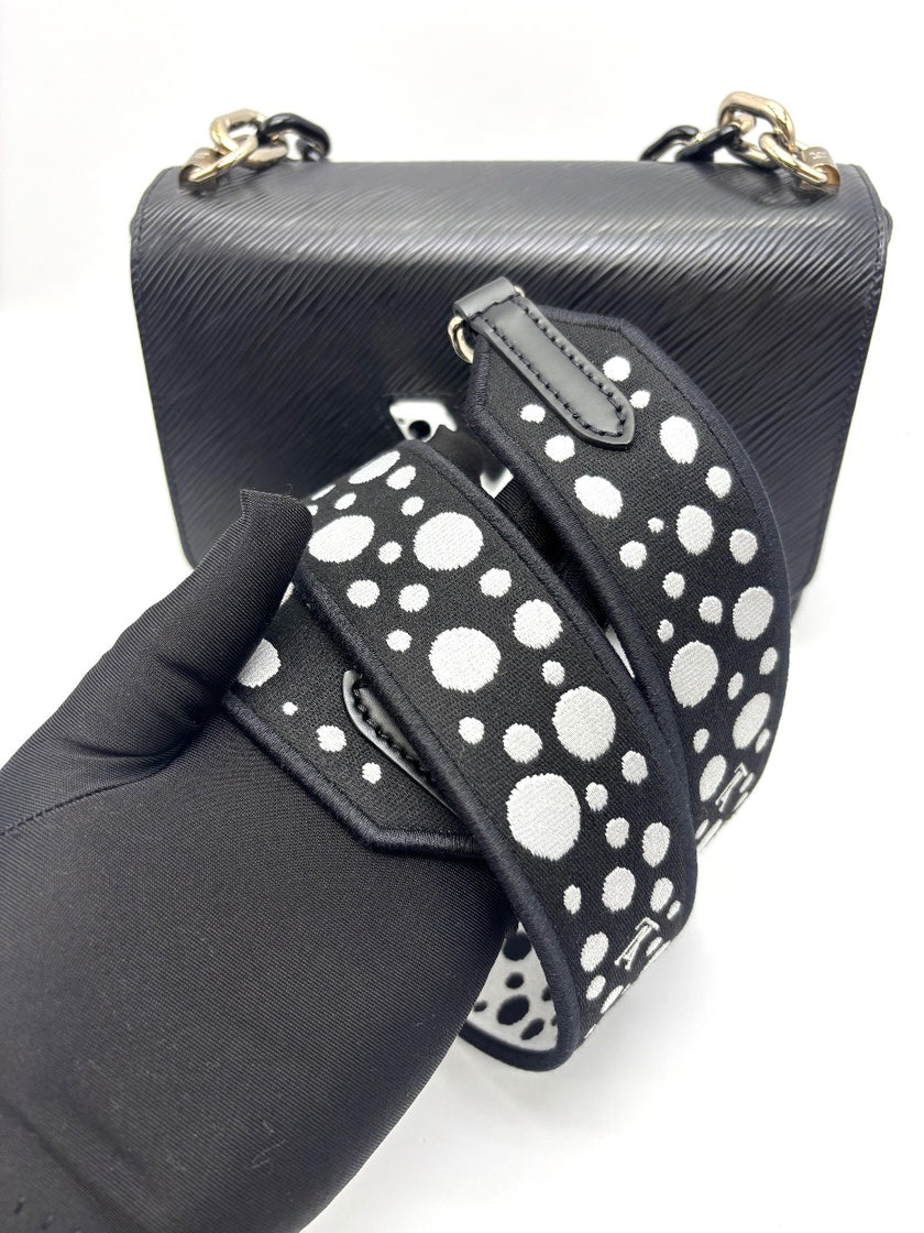 Brand New. LV Twist Yayoi Black/White PM|17683