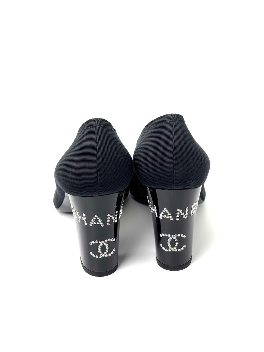 Brand New. Chanel Heel Black. 37|7651