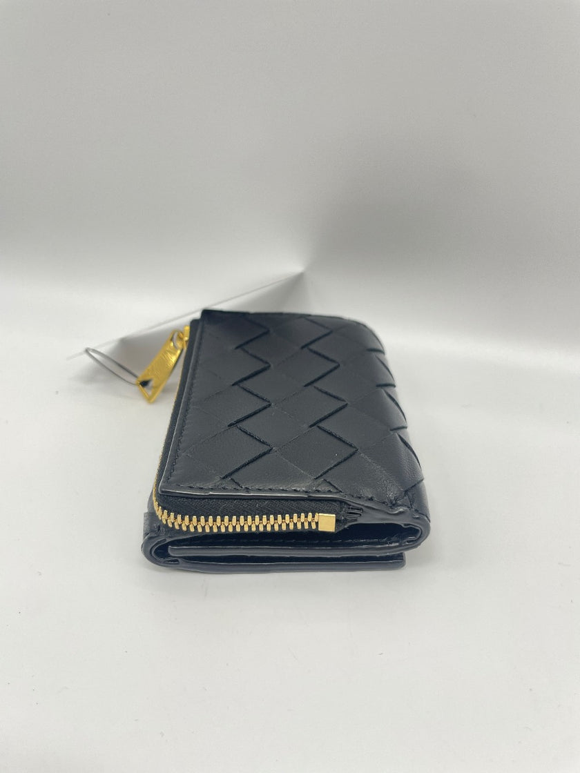Brand New. Bottega Trifold Wallet Black|12523