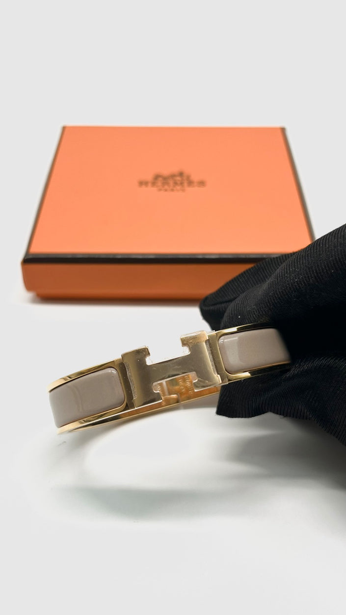 Brand New. Hermes Clic H PM Marron Glace GHW. F11223|8746