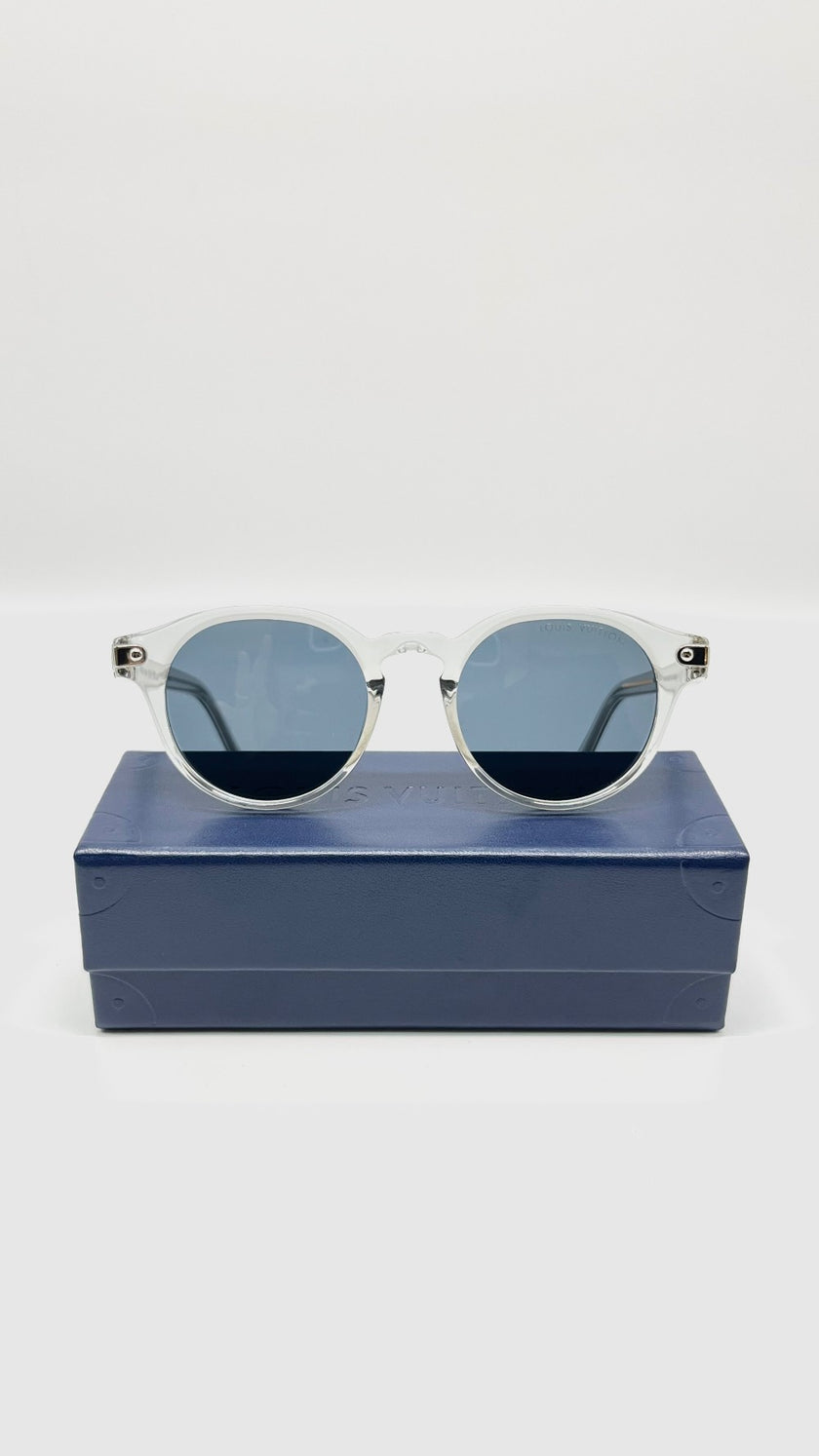 Preowned. LV Signature Glasses Round Light Gray. Z1961U8FJ5021150|9384