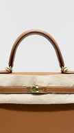 Unused. Hermes Kelly 25 Gold Epsom Sellier GHW. ZMU537NF|5776