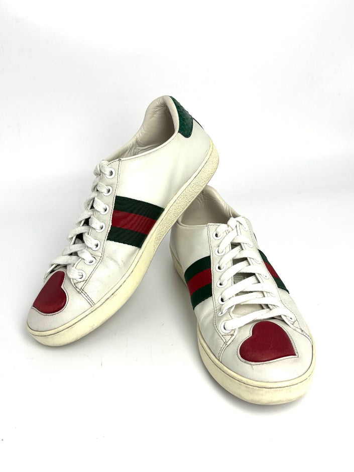 Preowned. Gucci Ace Sneakers Heart White. 35.5|11045