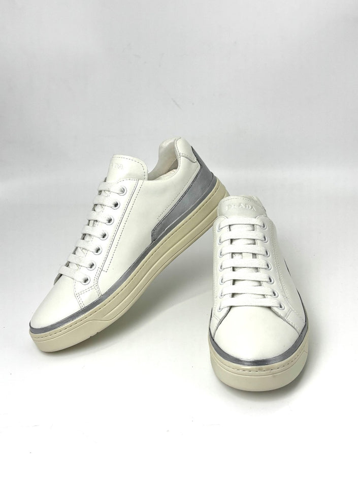 Preowned. Prada Sneakers White. 36|7567