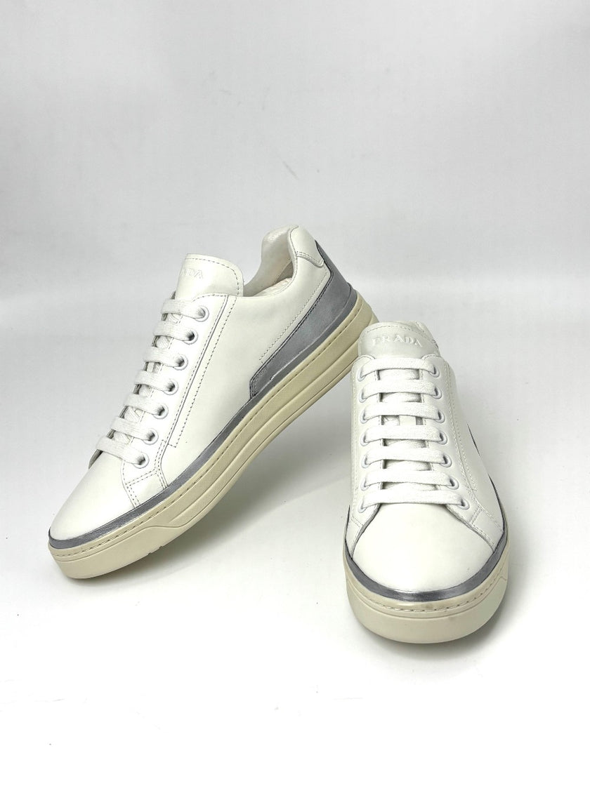 Preowned. Prada Sneakers White. 36|7567