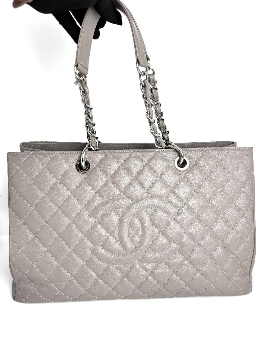 [SALE] Preowned. Chanel GST Caviar Gray SHW. 16752842|4350