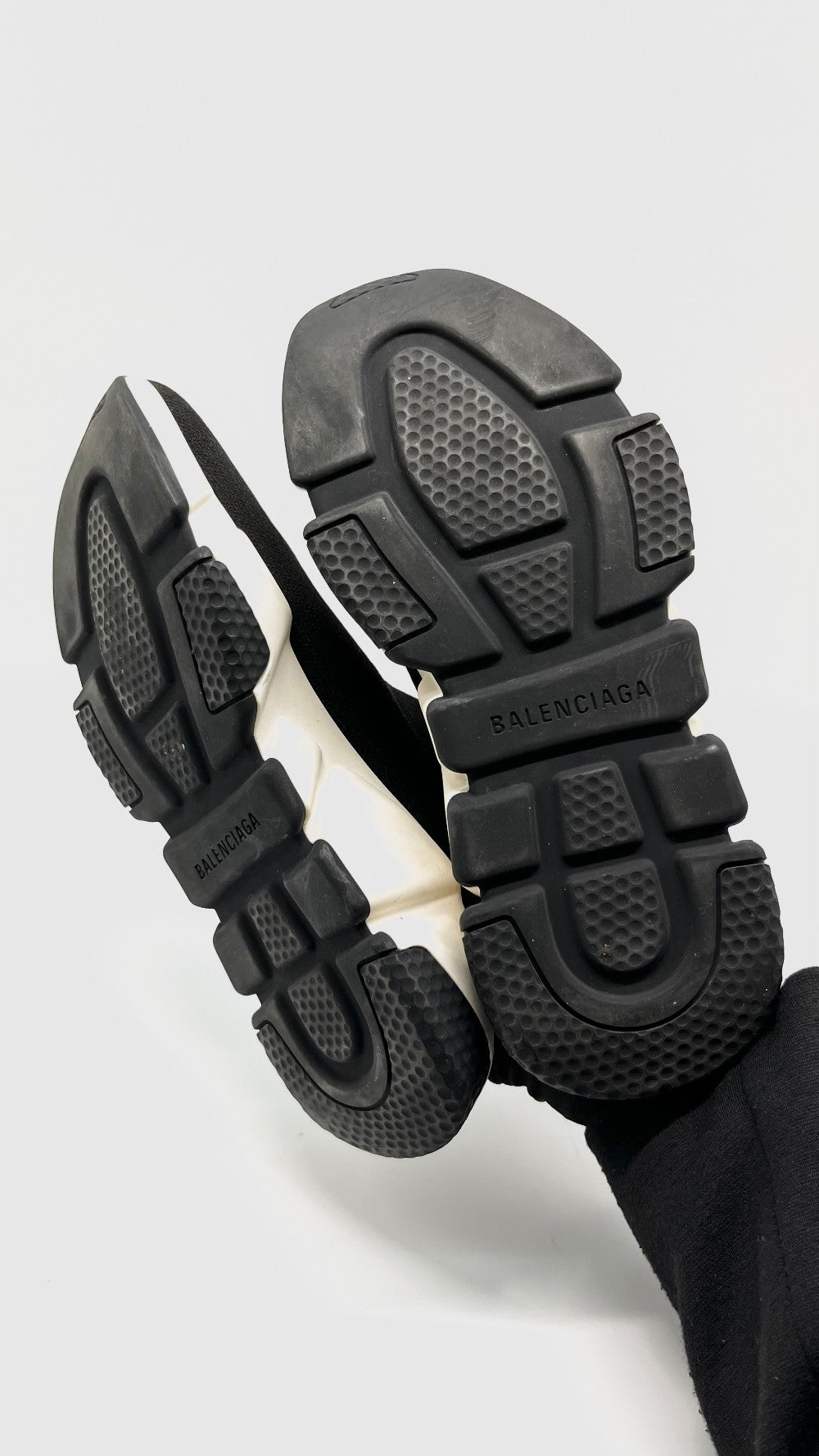 [SALE] Preowned. Balenciaga Sneakers Black. 35|10769