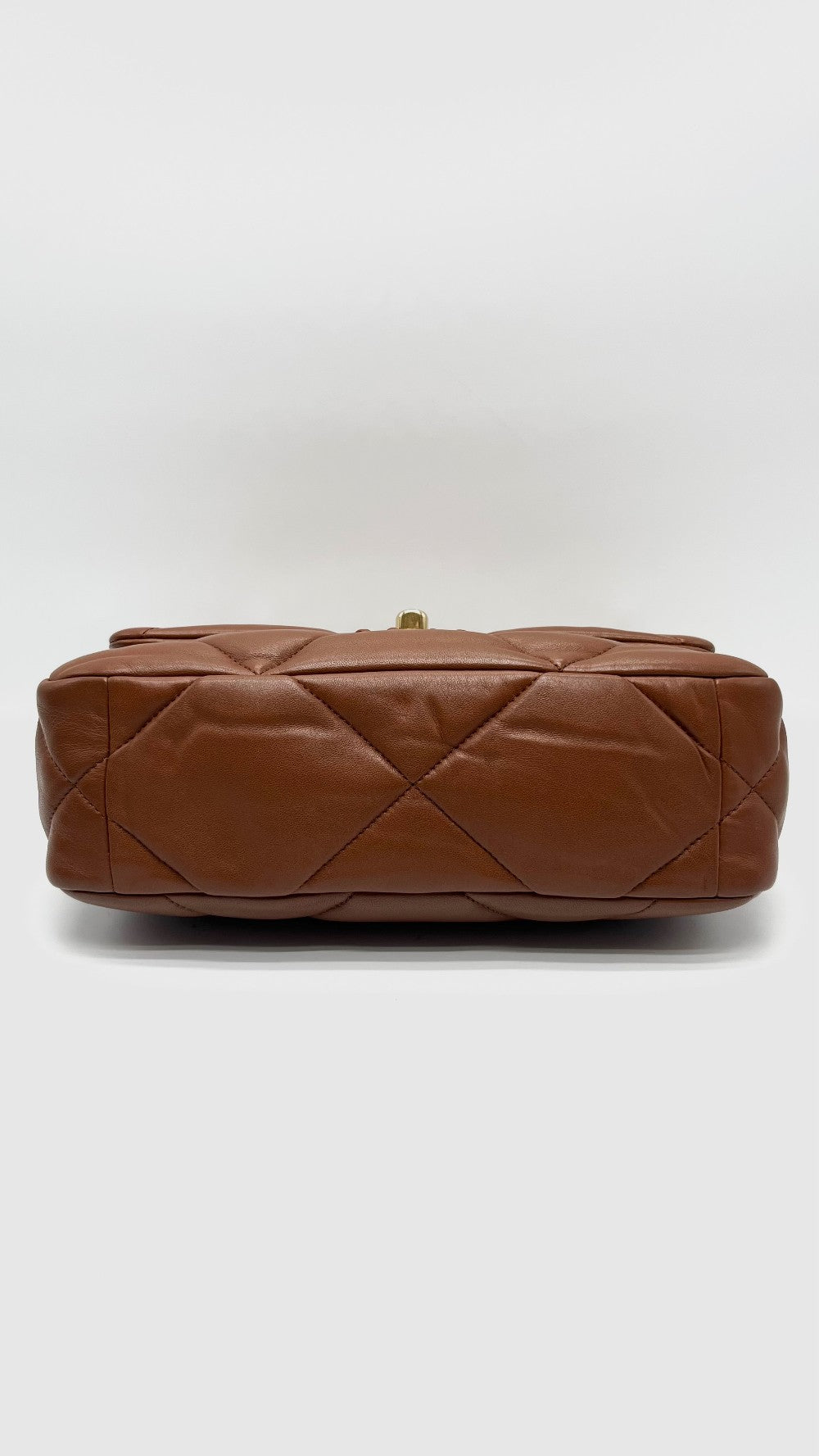 Brand New. Chanel C19 Small Tan Lambskin RHW/GHW/SHW. T7AEUT96|16619