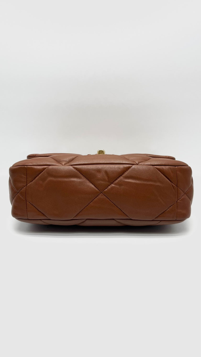 Brand New. Chanel C19 Small Tan Lambskin RHW/GHW/SHW. T7AEUT96|16619