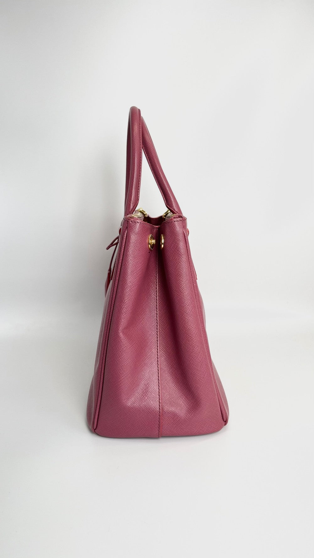 Preowned. Prada Saffiano Tote Pink. 25|4470