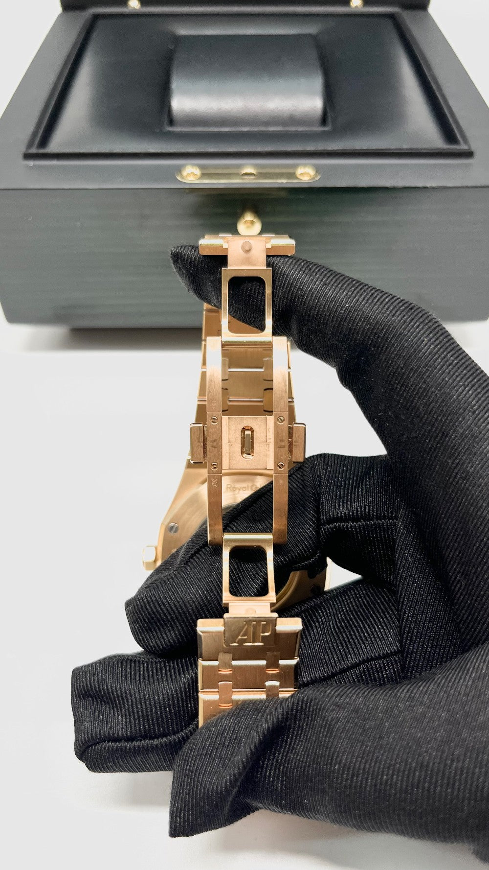 Preowned. AP Royal Oak Full Rosegold Blue Dial 41MM 2016 17+4 Links|11464