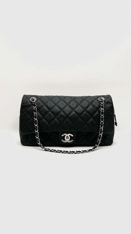 Preowned. Chanel Easy Flap Black Caviar SHW. 17883048|16446