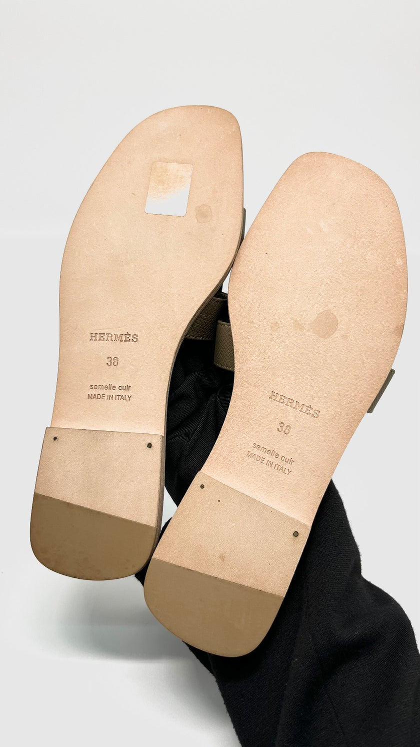 Brand New. Hermes Oran Etoupe. 38|10576