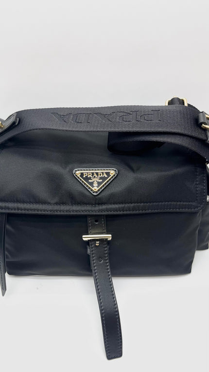 Brand New. Prada Medium Explore Shoulder Bag Black Nylon GHW. 290|16772
