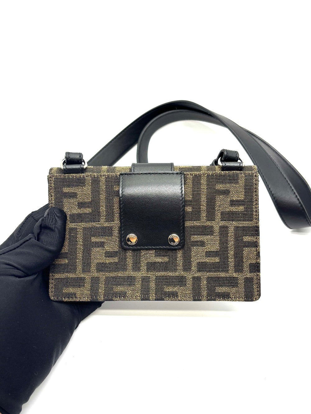 Preowned. Fendi Zucca Sling Canvas Brown|16986